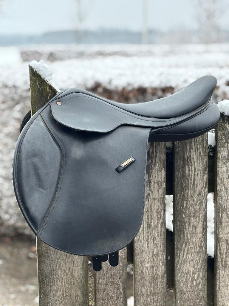 Wintec & Bates zadels, Dieren en Toebehoren, Paarden en Pony's | Zadels, Ophalen of Verzenden, Wintec, Info@paardenschuur.nl, Recreatie