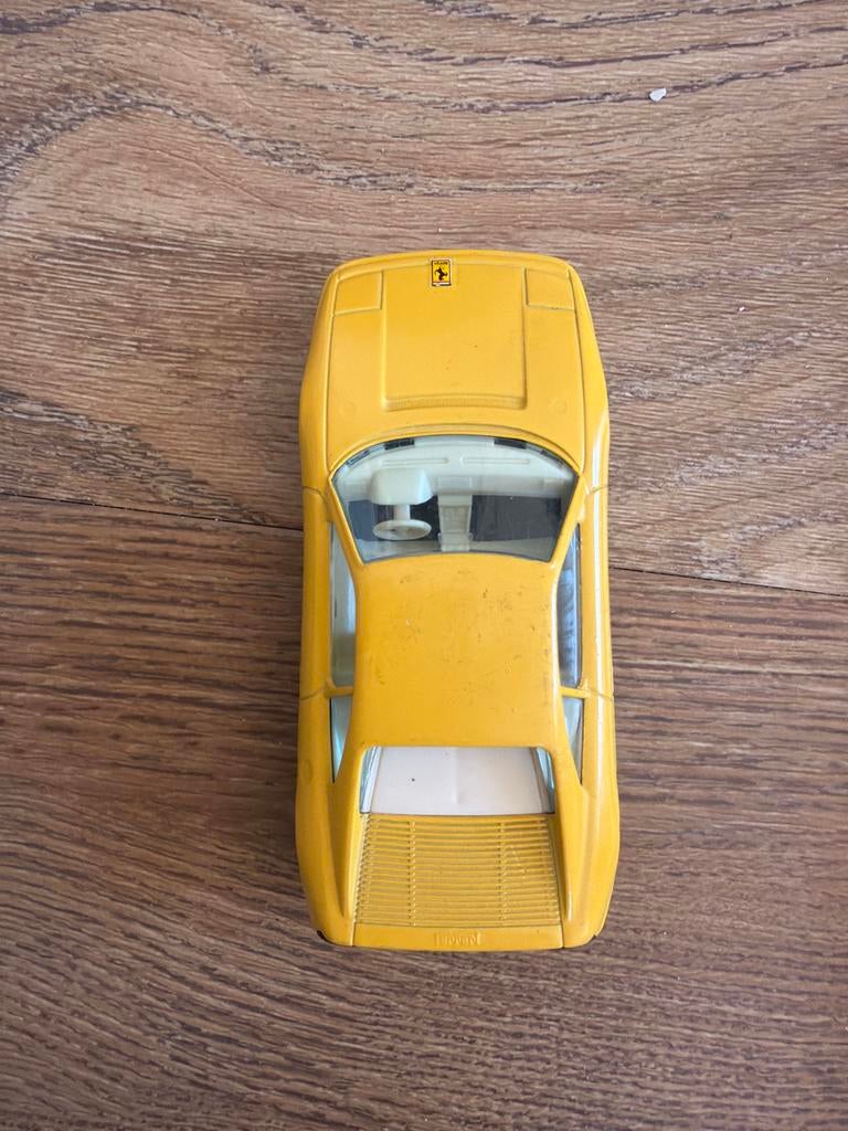 Burago Ferrari 348 TB Schaal 1/43 - Geel Modelauto, Hobby en Vrije tijd, Modelauto's | 1:43, Ophalen of Verzenden, Gebruikt, Auto