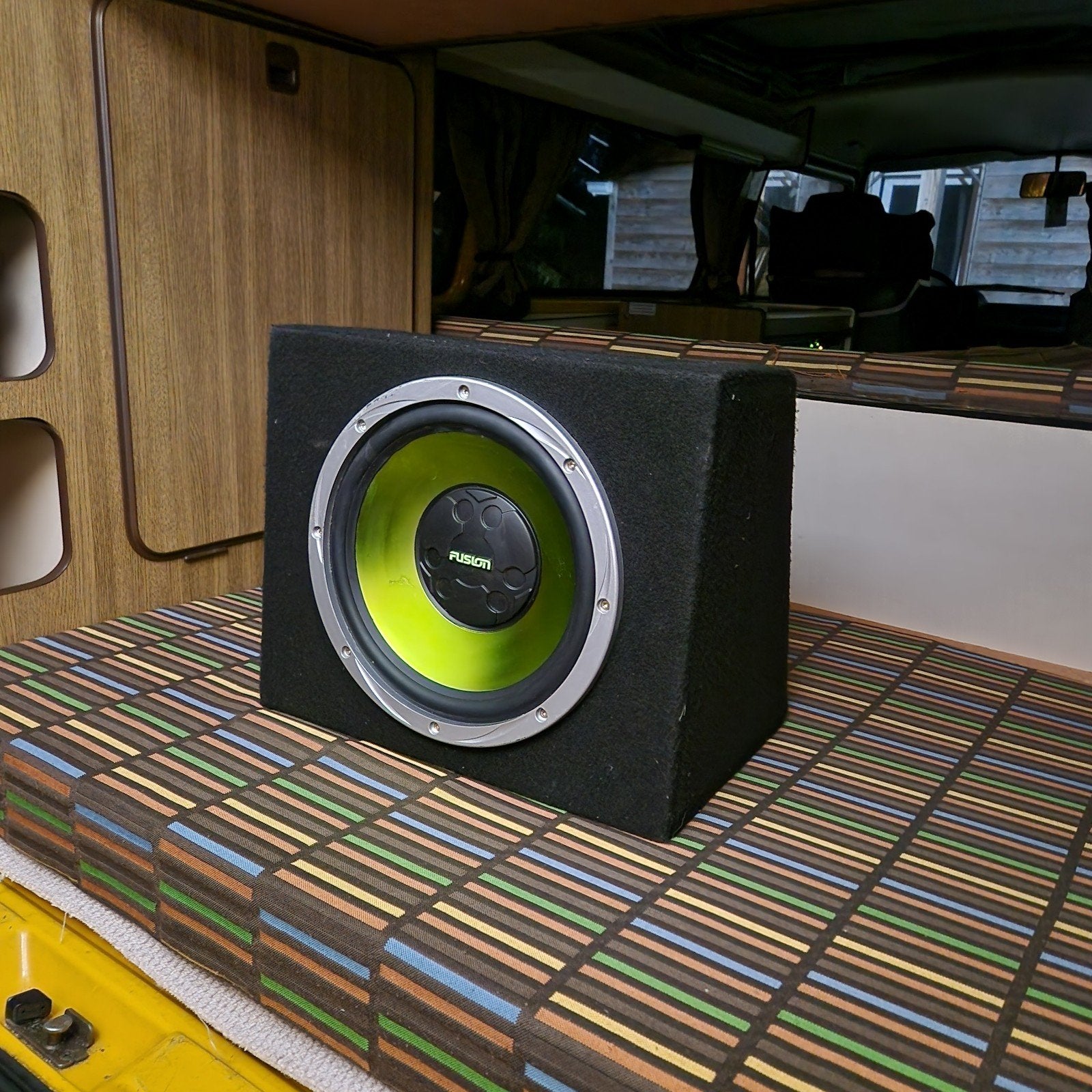 fusion subwoofer met excalibur versterker, Ophalen of Verzenden, Gebruikt