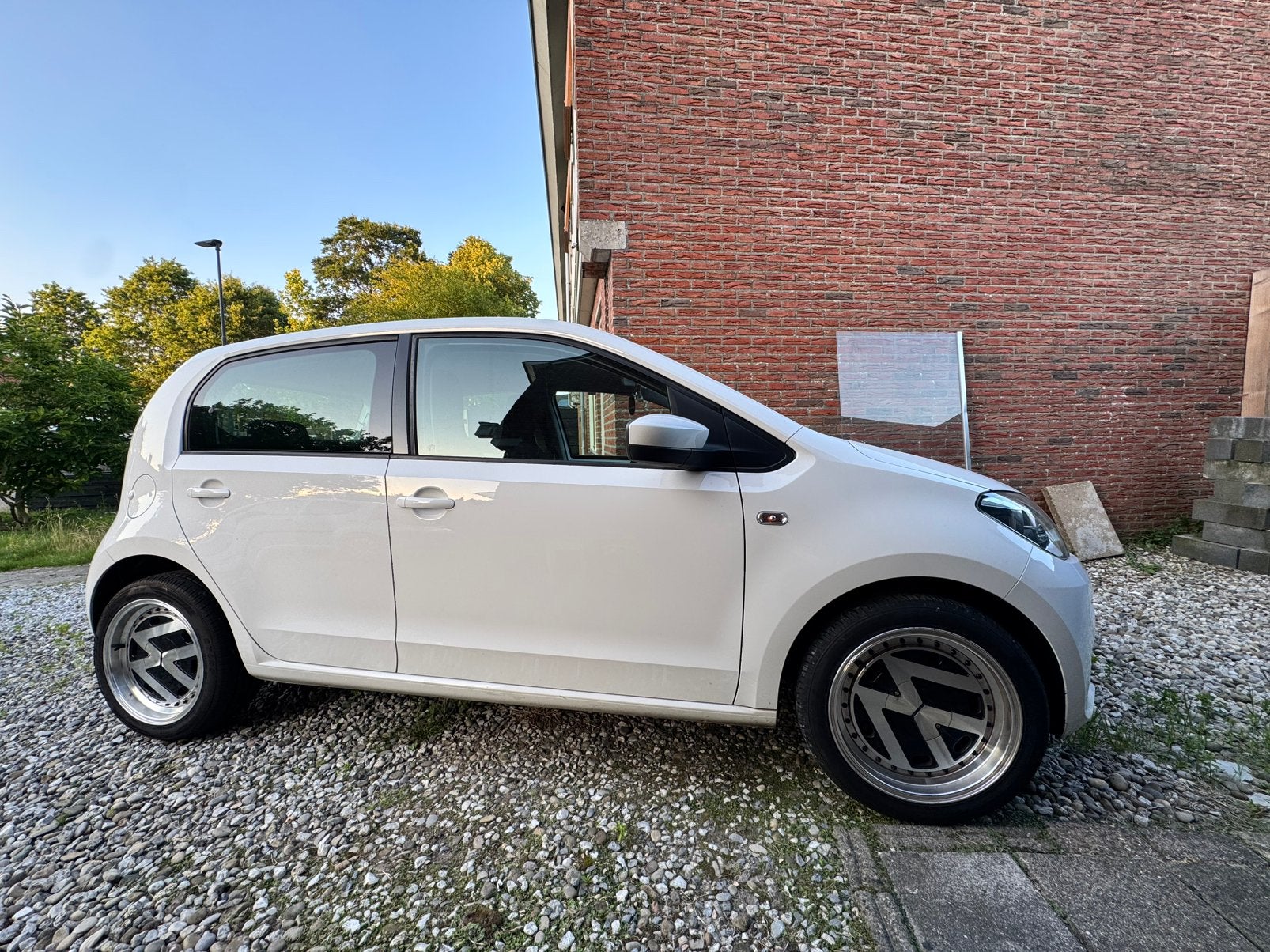 Volkswagen up! 1.0 44KW/60PK 3-DRS 2015 Wit, Voorwielaandrijving, Stof, 840 kg, 4 stoelen