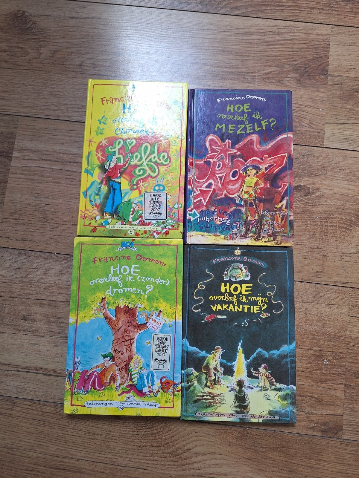 Francine Oomen - Hoe overleef ik... serie (4 boeken), Ophalen of Verzenden, Zo goed als nieuw, Francine Oomen, Fictie