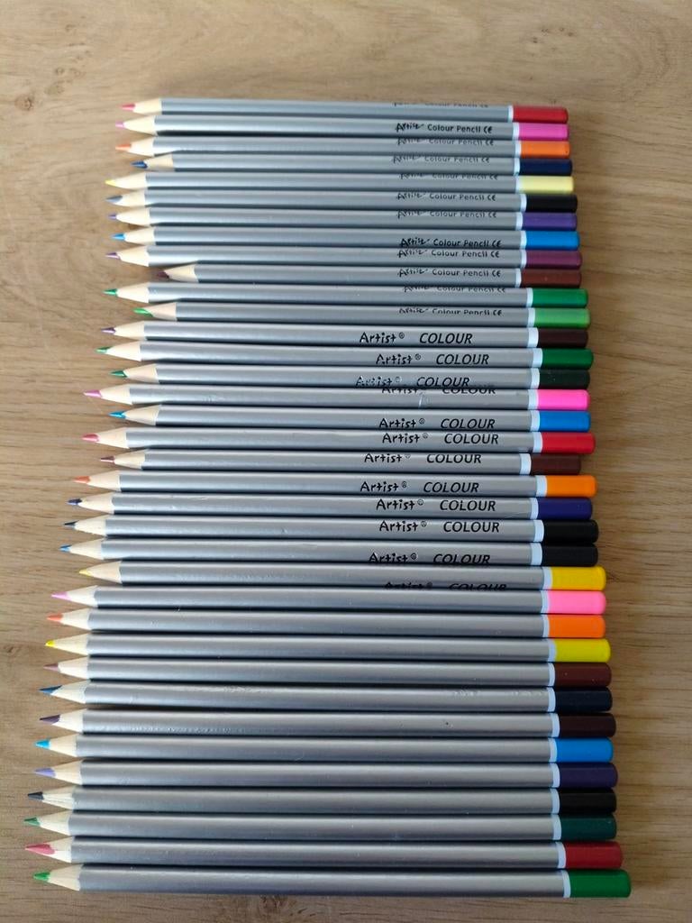 36 ARTIST COLOUR KLEURPOTLODEN, Verzenden, Zo goed als nieuw, Potlood of Stift