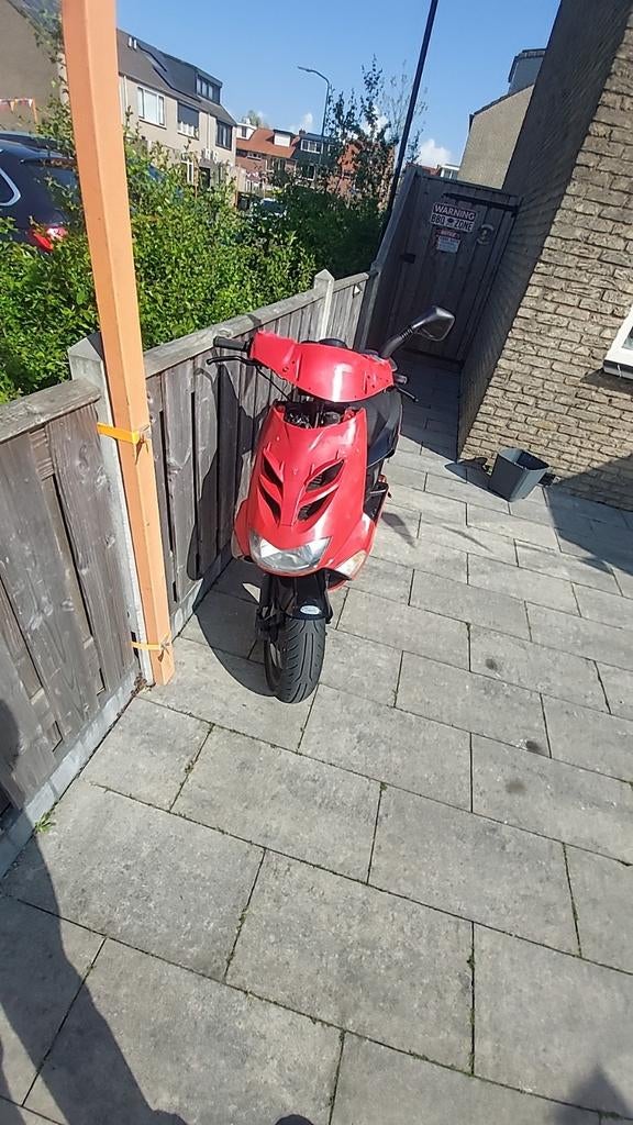 Aprilia SR50 Ook teruil Tegen 4takt Zip, Fietsen en Brommers, Scooters | Aprilia, Ophalen, Tweetakt, SR 50