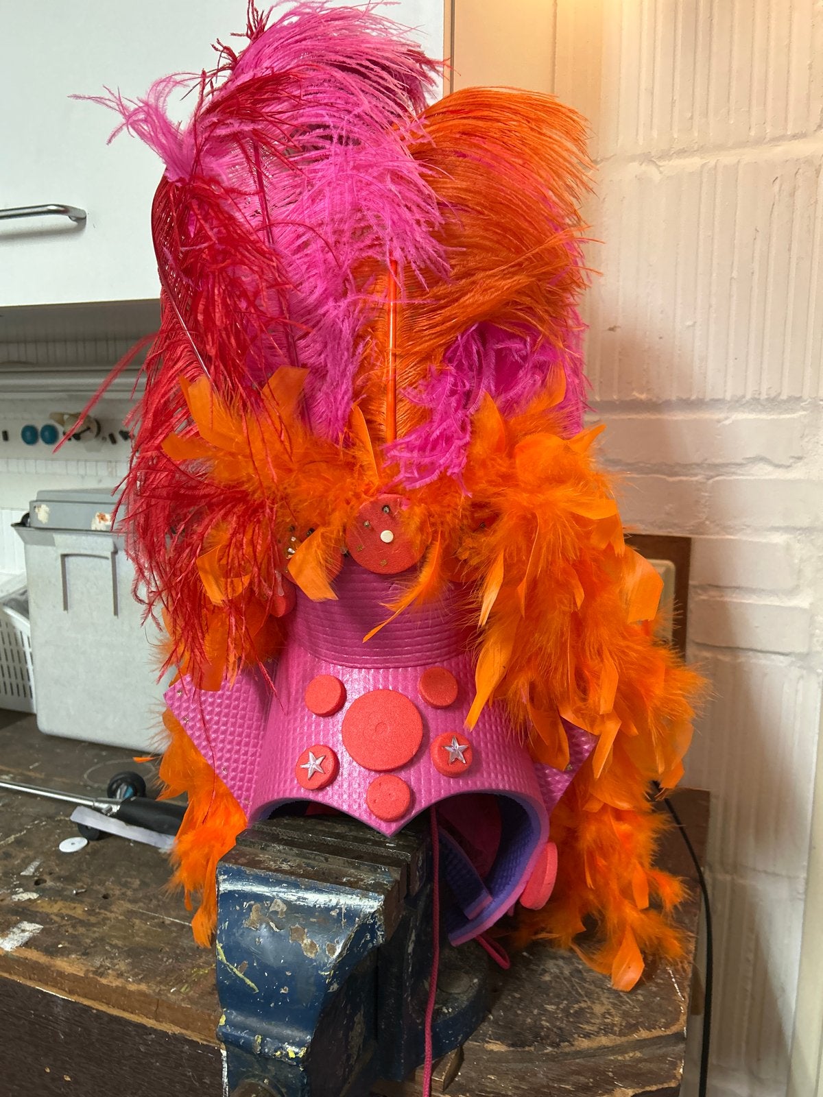 Carnavalsmuts met veren - De Carnavalsgek Meers, Ophalen of Verzenden