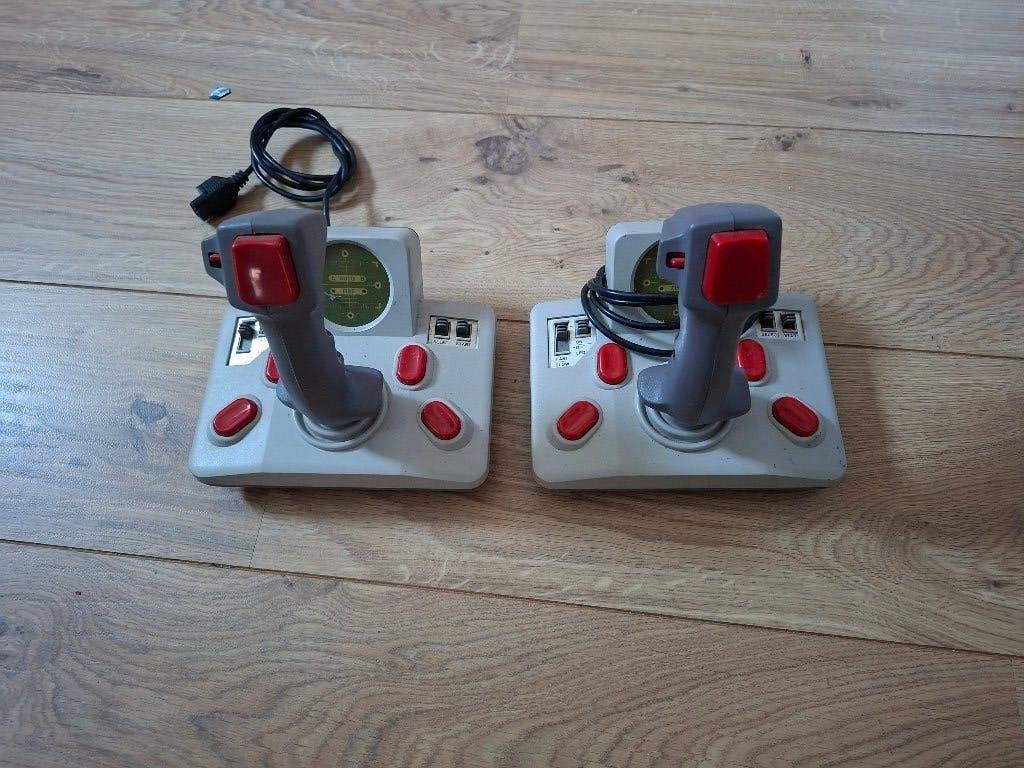 Quickjoy N-PRO SV-305 Joysticks, Spelcomputers en Games, Verzenden, 2 spelers, Zo goed als nieuw, Vanaf 3 jaar