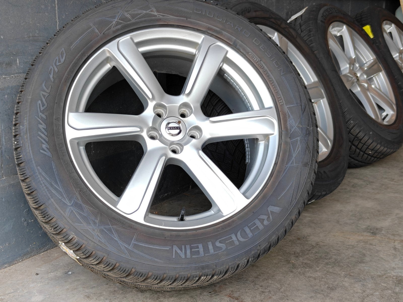 19" Originele Volvo XC90 Winterset Vredestein "Turbine", 19 inch, 4153RD, Gebruikt, 255 mm