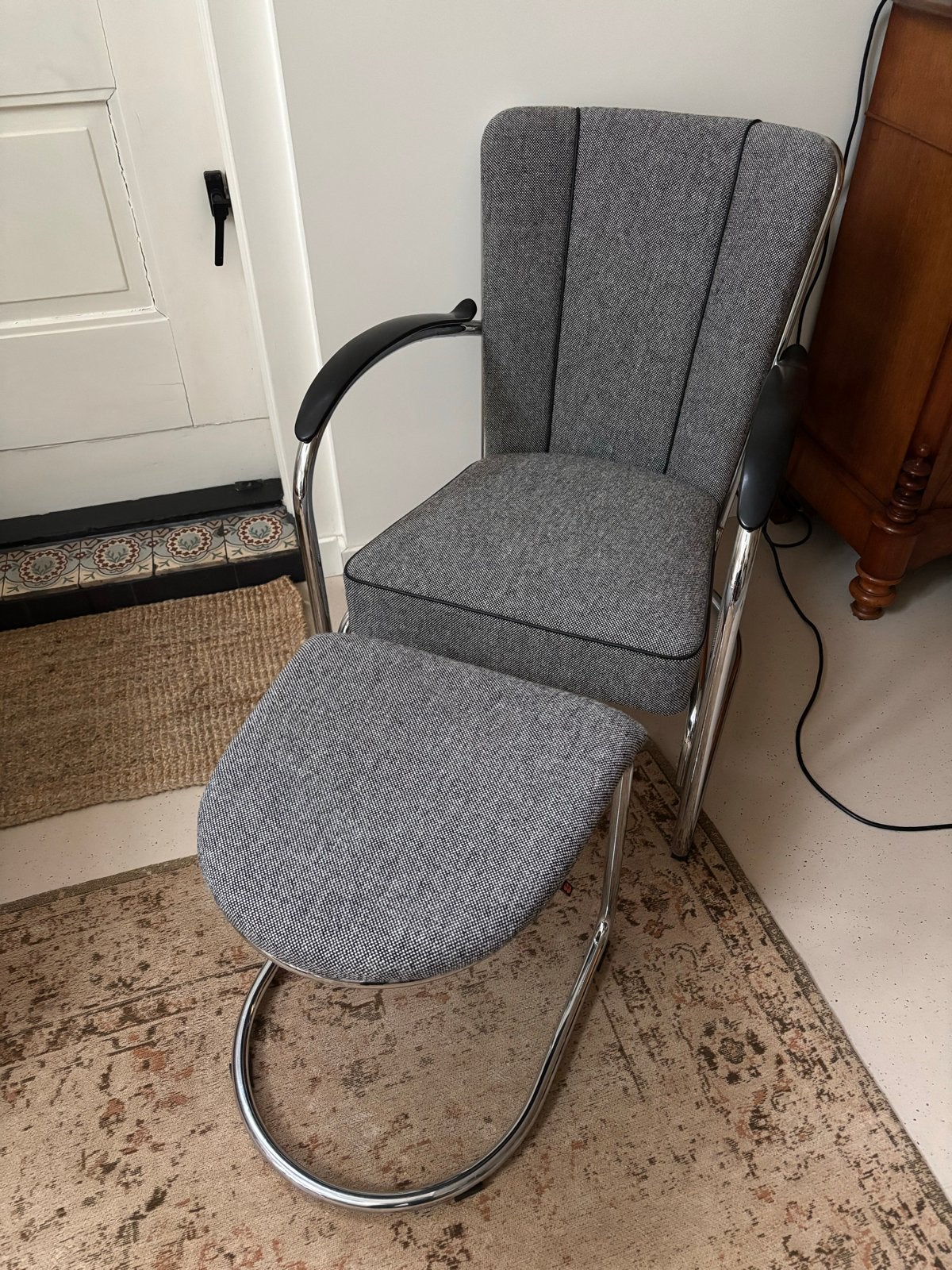 Gispen 412 2 fauteuils met 1 hocker, Twee, Zwart, Ophalen of Verzenden, Zo goed als nieuw