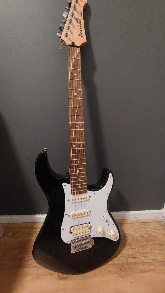 Yamaha Pacifica 112J, Muziek en Instrumenten, Ophalen, Gebruikt, Solid body, Overige merken