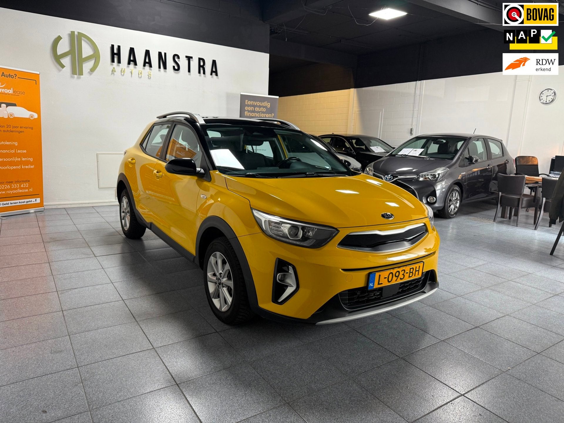 Kia Stonic 1.0 T-GDi MHEV DynamicLine Navi-Camera Apple-Carp, Auto's, Voorwielaandrijving, Dealer onderhouden, Gebruikt, 100 pk
