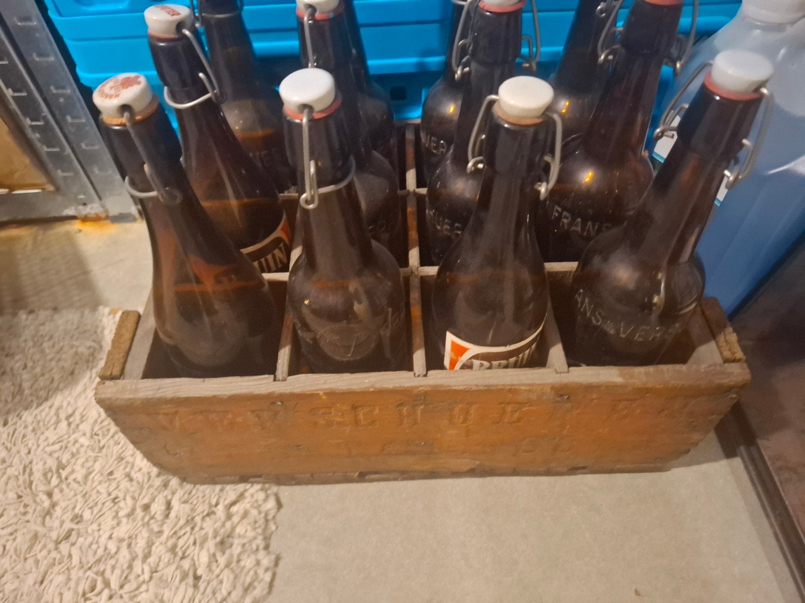 Krat met 10 vintage beugelflessen, Ophalen of Verzenden