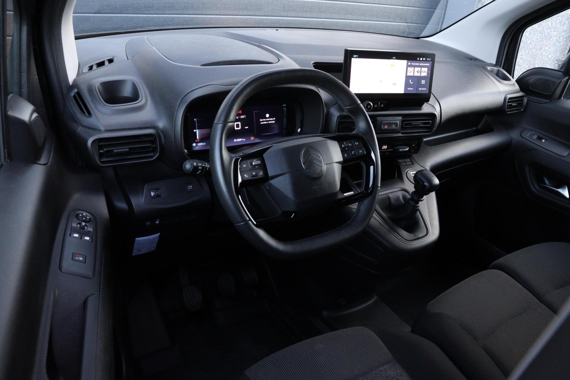 Citroen Berlingo bestel 1.5 BlueHDi 130PK L1H1 l NAVI l 360, Auto's, Voorwielaandrijving, Stof, 4 cilinders, Zwart