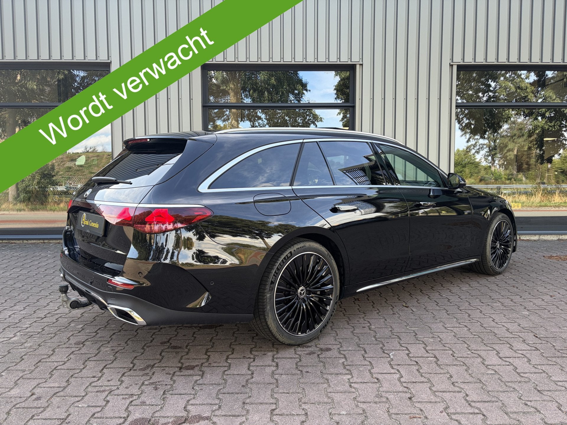 Mercedes-Benz E-Klasse Estate 300 e AMG Premium Plus Luchtve, Automaat, Gebruikt, Zwart, 4 cilinders
