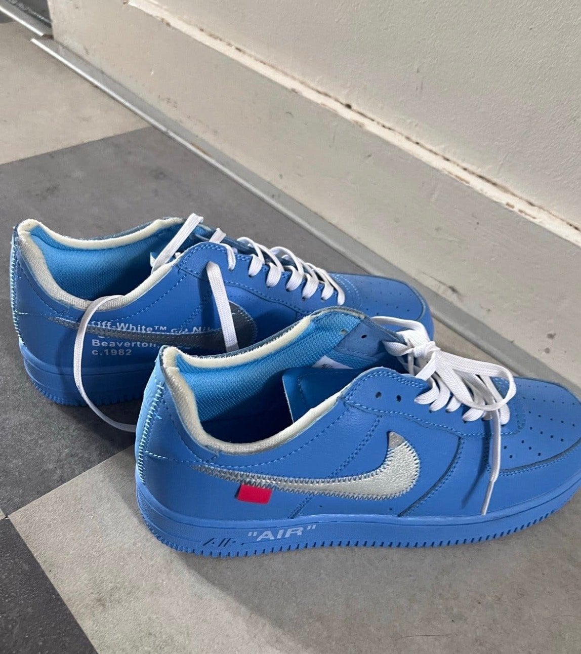 Nike Air Force 1 Low Off-White MCA University Blue, Nieuw, Sneakers of Gympen, Verzenden, Blauw
