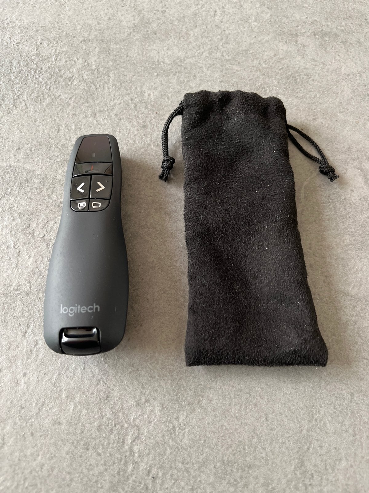 Logitech Presenter R400 (2x gebruikt), Computers en Software, Presenters, Zo goed als nieuw, Windows, Ophalen