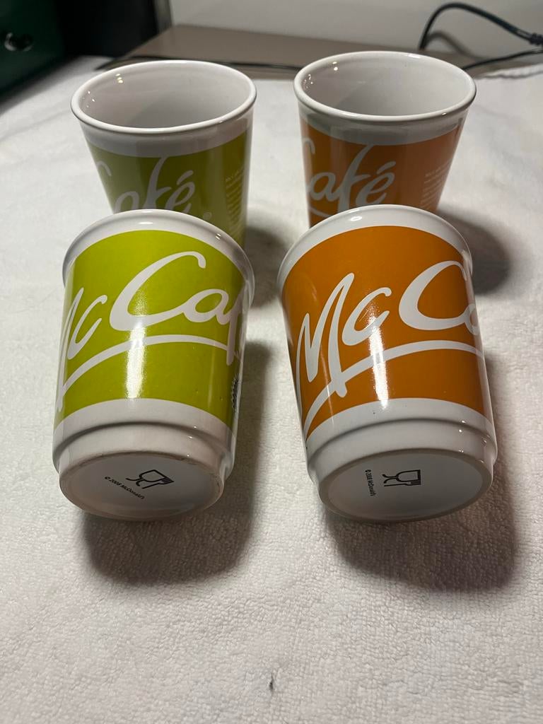 4 Mc Café bekers - McDonald's verzamelobjecten, Huis en Inrichting, Keuken | Servies, Ophalen, Gebruikt, Keramiek, Overige stijlen