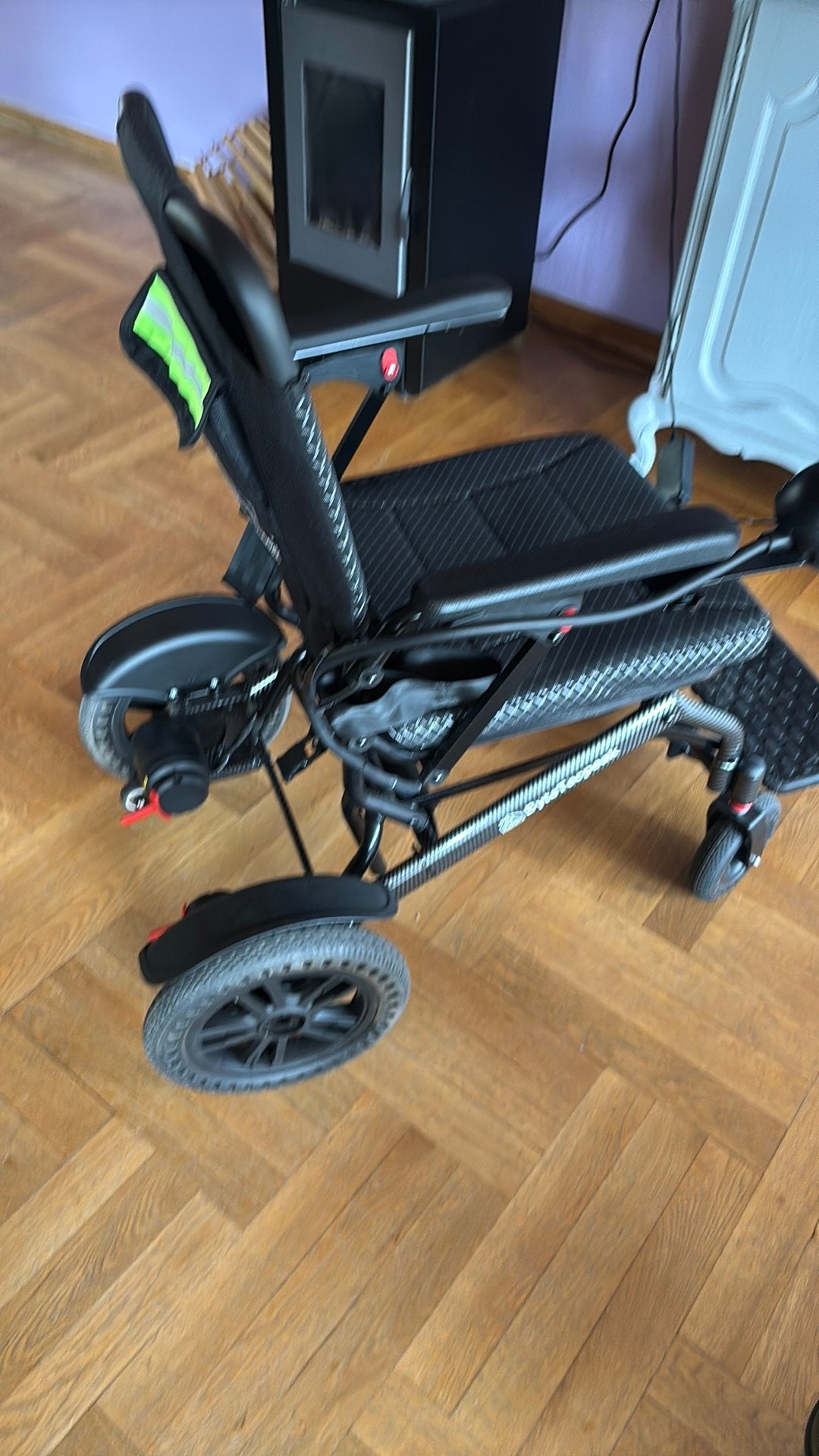 Mobiele electrische Rolstoel, Ophalen of Verzenden, Zo goed als nieuw, Elektrische rolstoel