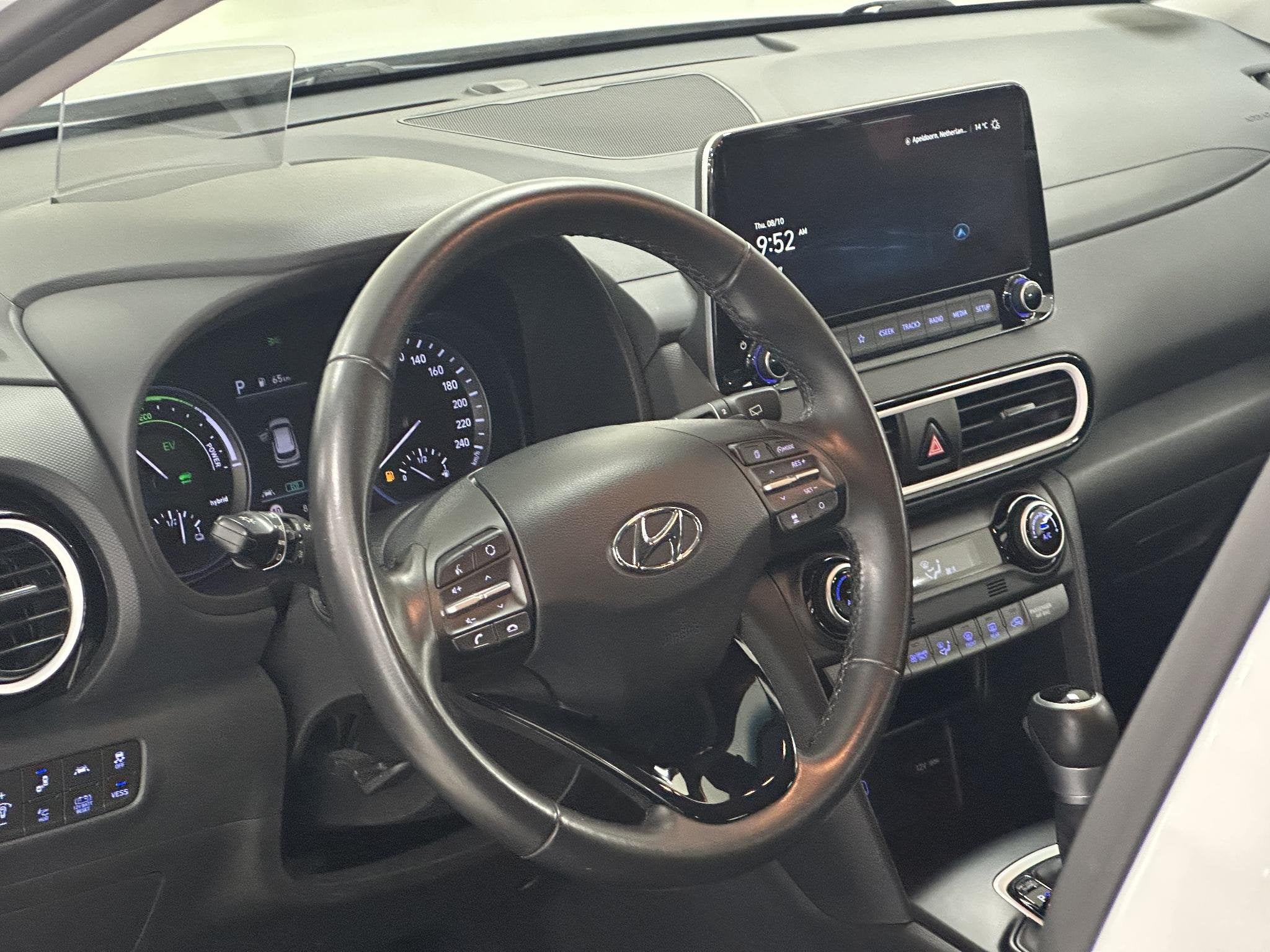 Hyundai Kona 1.6 GDI HEV Fashion TREKHAAK | ALL-SEASON-BANDE, Stof, Gebruikt, Wit, Origineel Nederlands