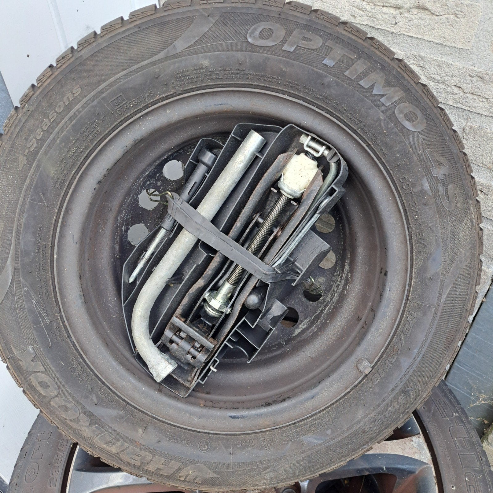 reservewiel  vw lupo met originele krikset, Ophalen