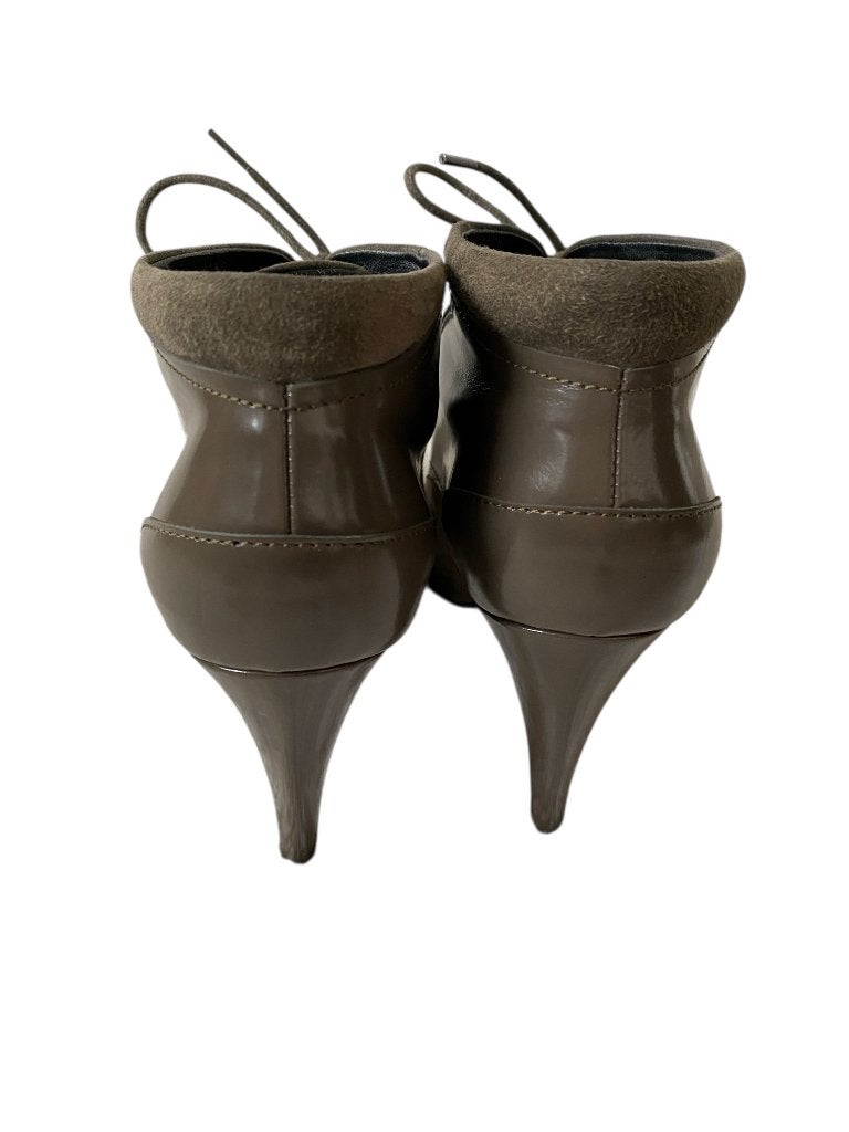 Tod's enkellaarzen 38, Zwart, Ophalen of Verzenden, Zo goed als nieuw