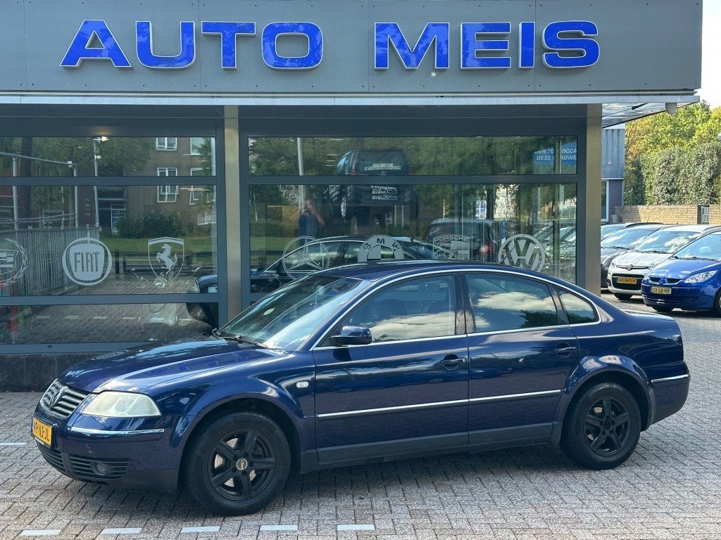Volkswagen PASSAT 2.0-20V Arctic Airco Cruise Trekhaak NAP-A, Auto's, 1325 kg, Gebruikt, 4 cilinders, 1984 cc