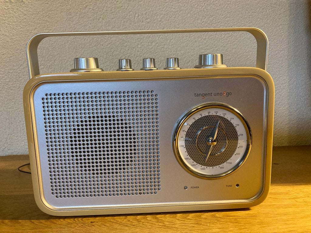radio merk tangent uno2go op accu of netstroom te gebruiken, Ophalen of Verzenden, Zo goed als nieuw, Radio