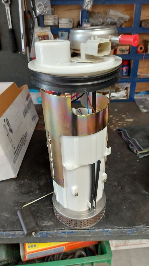 DODGE RAM 1500 BENZINEPOMP FUELPUMP 5.2 5.9 V8 96 97, Auto-onderdelen, Onbekend, Nieuw, Ophalen of Verzenden, Dodge
