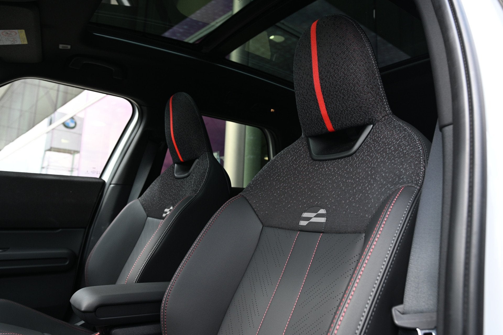 MINI Countryman E / John Cooper Works / Pakket XL / John Coo, Dealer onderhouden, Countryman, Met garantie (alle), 24 min