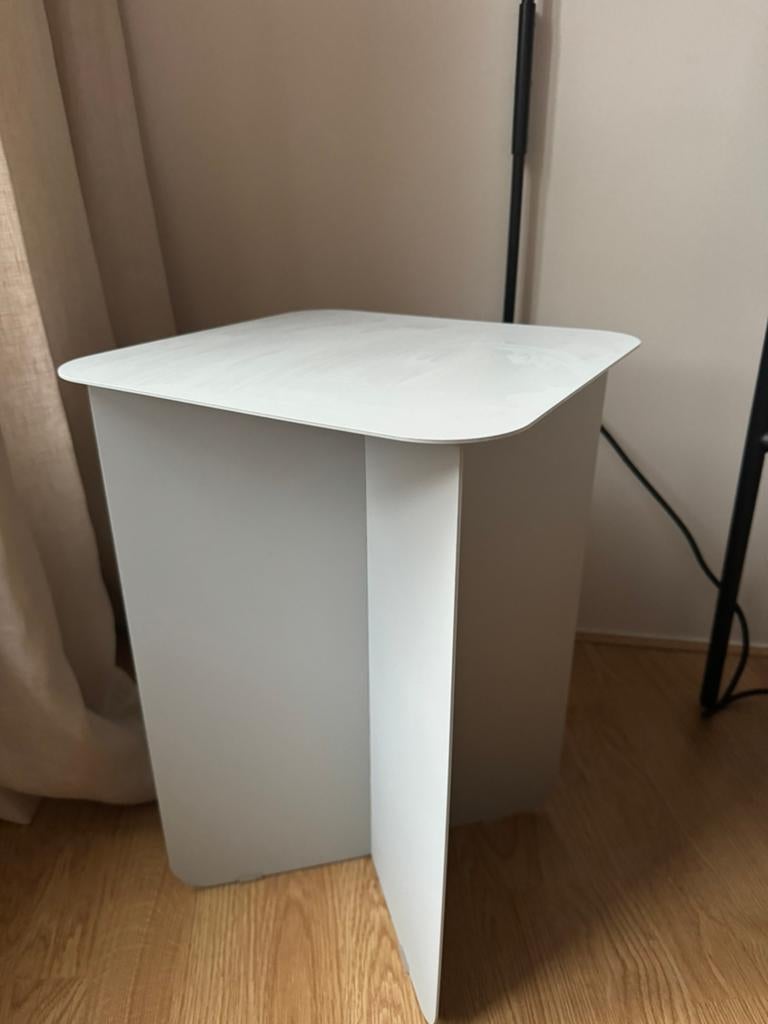Puik Hinge Small bijzettafel, Ophalen, Zo goed als nieuw