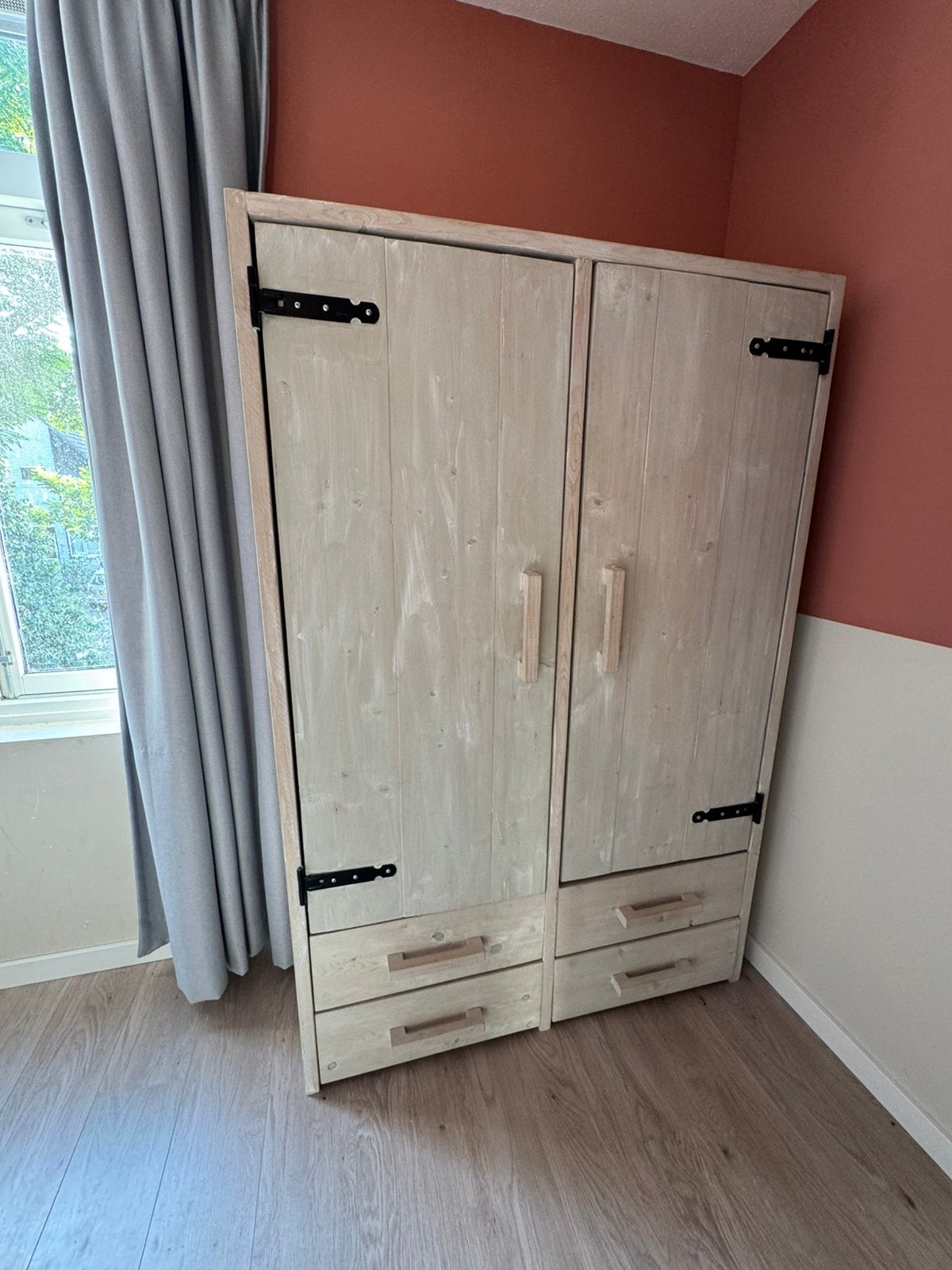 Mooie steigerhouten kast, Ophalen, Gebruikt, 100 tot 150 cm, Met lade(s)