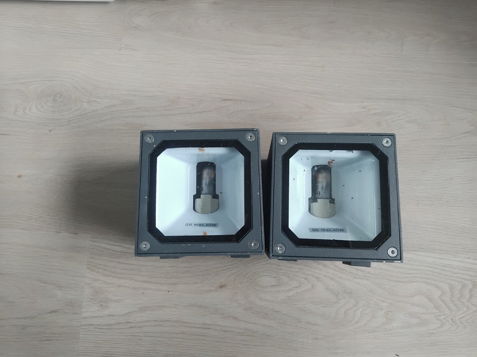 Mooie blokvormige muurlampen van Karwei, Ophalen of Verzenden, Gebruikt, Modern, Blokvormig