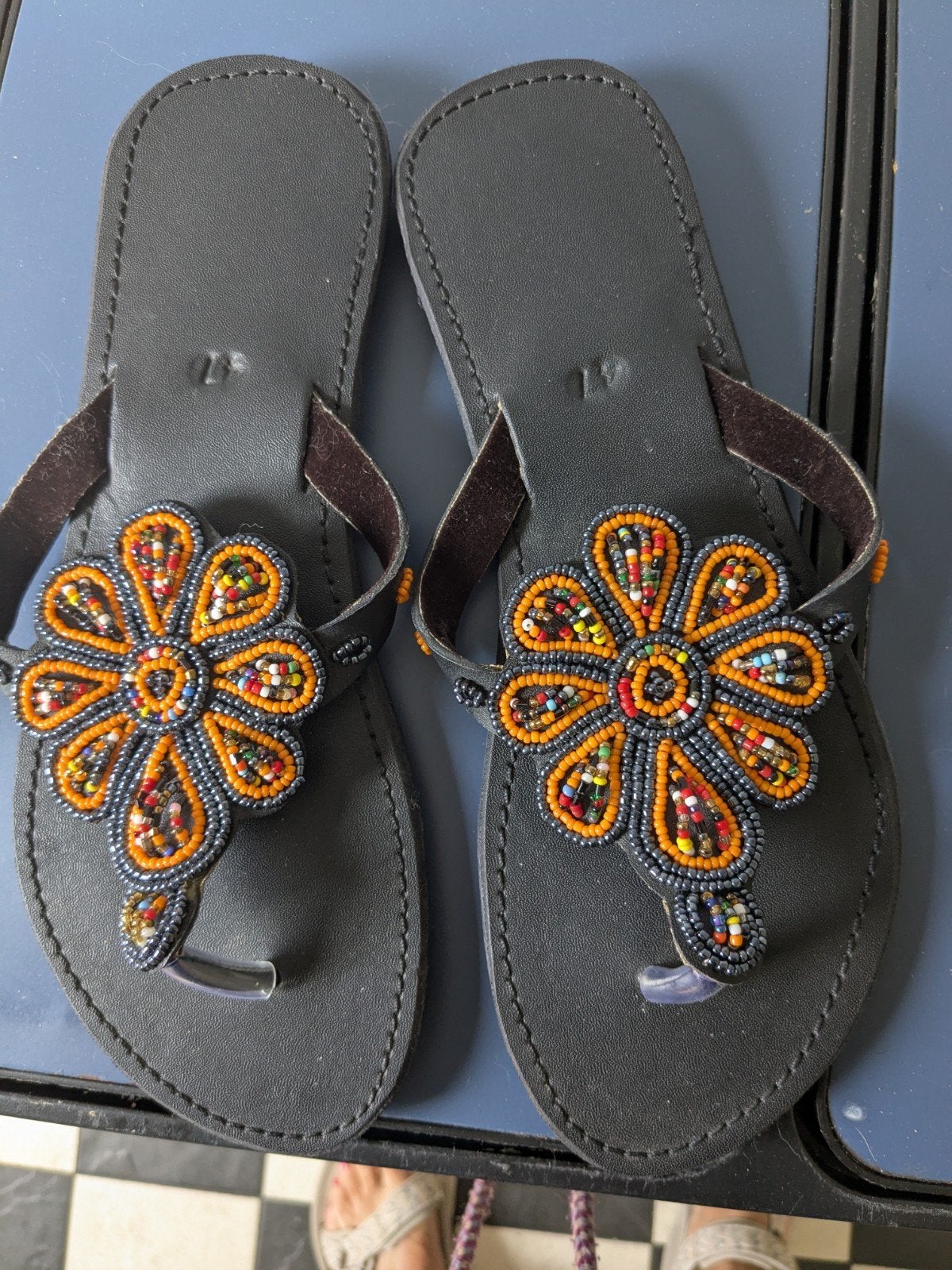 Handgemaakte Masai sandalen uit Kenia - Maat 40, Ophalen of Verzenden, Nieuw, Zwart, Sandalen of Muiltjes