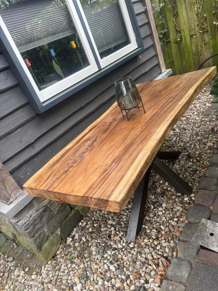 Suar boomstamtafel stalen spinpoot 1,80  m, Tuin en Terras, Ophalen, Zo goed als nieuw, Rechthoekig