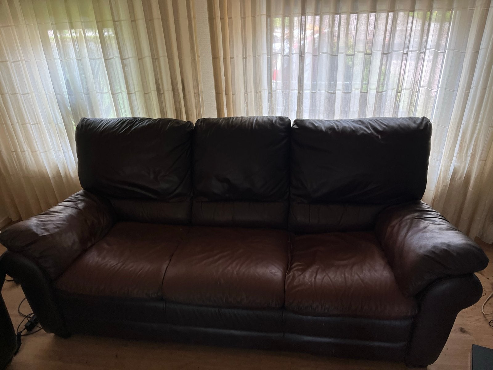 2 stoelen 1 bank, Huis en Inrichting, Banken | Bankstellen, Gebruikt, Driepersoons, Ophalen of Verzenden, Rechte bank