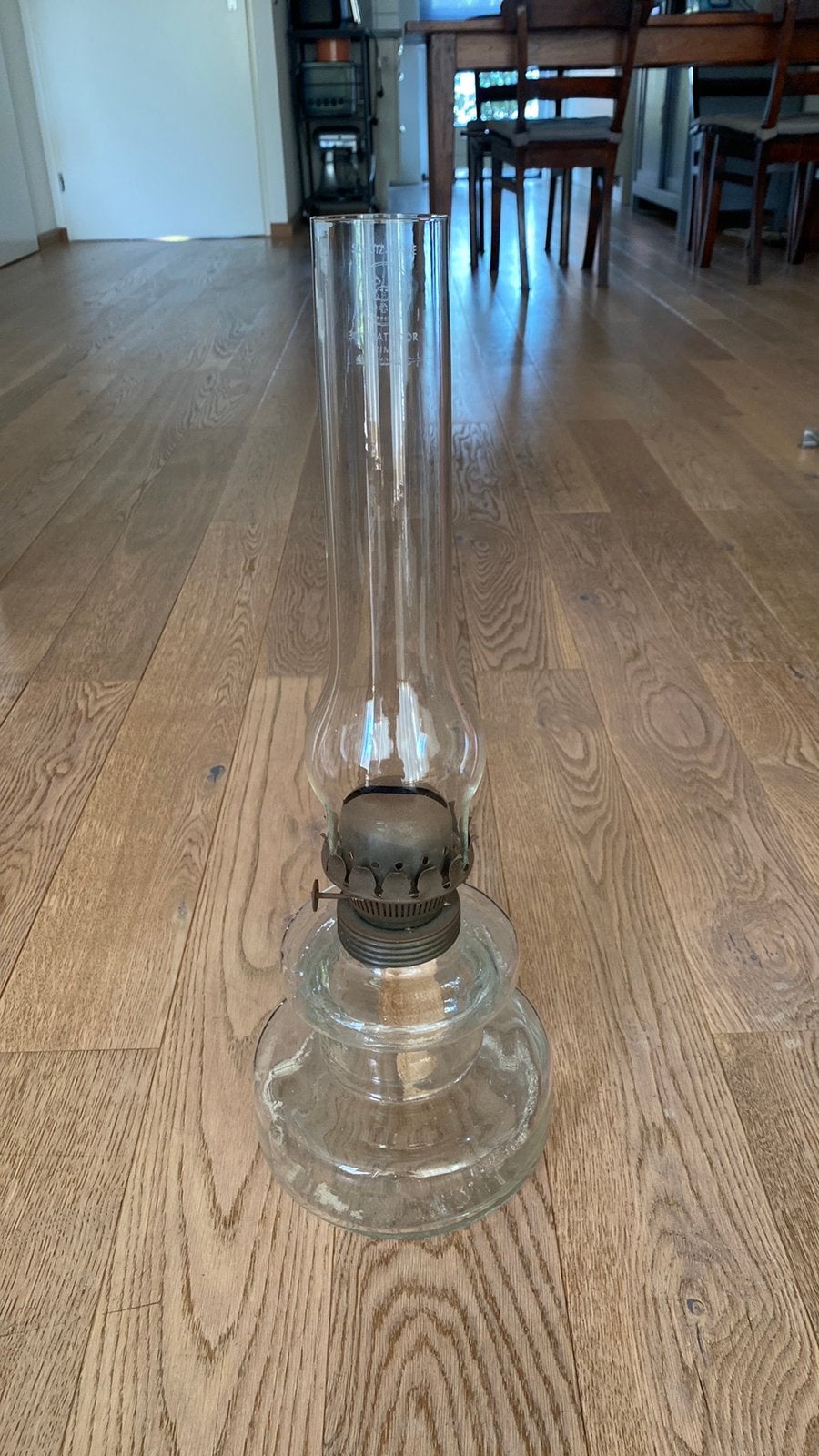 Petroleumlamp, Ophalen