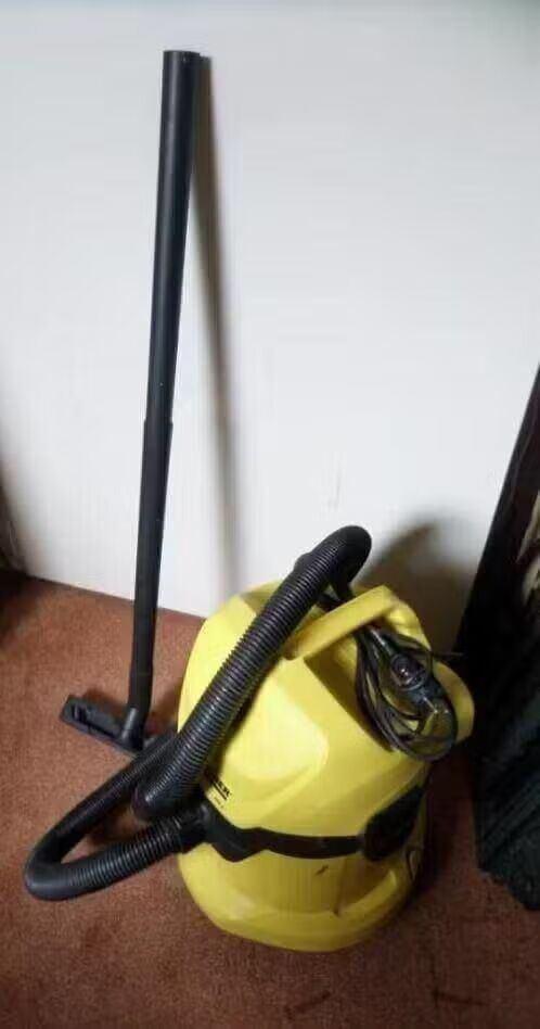 Karcher MV3 stofzuiger - Nat en Droog zuigend - 1000 Watt, Ophalen, Zo goed als nieuw, Waterstofzuiger