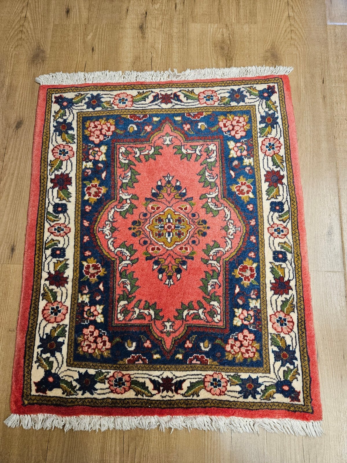 Handgeknoopt perzisch tapijt arak 83x69
Nieuw h, Info@SlatsAntiek.nl, Tweedehands, Tweedehands, 50 tot 100 cm