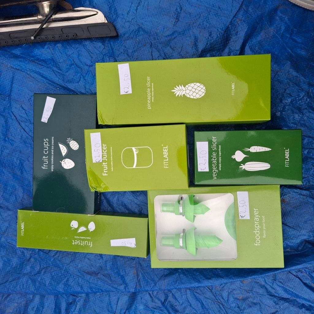 Diverse keukenaccessoires: fruitpers, ananassnijder, etc., Huis en Inrichting, Keuken | Keukenbenodigdheden, Nieuw, Overige typen