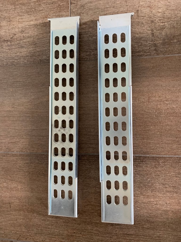 APC Server Access Rails 870-1251B-S 870-1230B-S 870-1251B-S, Ophalen of Verzenden, Gebruikt