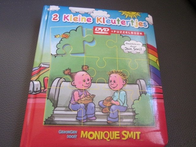 2 Kleine Kleutertjes Monique en Jan Smit DVD+PUZZELBOEK, Alle leeftijden, Overige typen, Zo goed als nieuw, Educatief