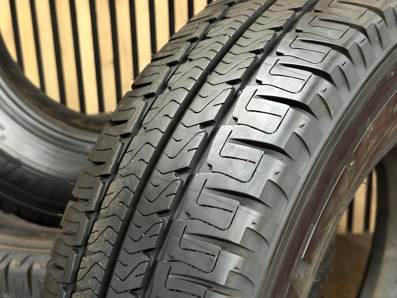 4x 225/75R16C Michelin Camper zomer DEMO DOT22 €320 all in, Ophalen, Bestelwagen, 16 inch, Nieuw