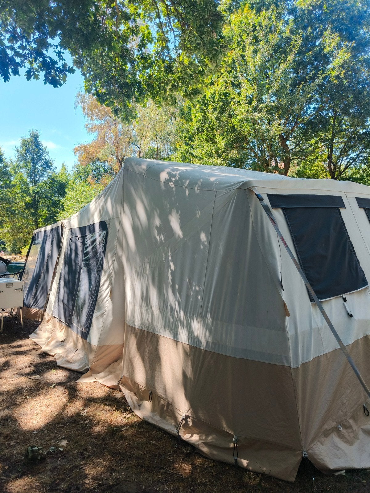 Trigano Odyssee GL vouwwagen 2017 - 8 personen, Ophalen, Trigano, Beige, Aanwezig