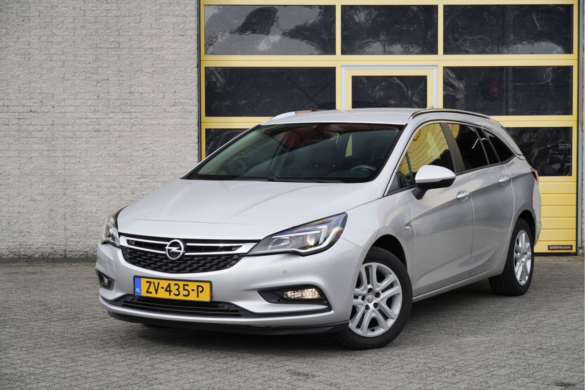 Opel Astra Sports Tourer 1.0 Online Edition BJ2020 Led | Pdc, Voorwielaandrijving, Dealer onderhouden, Stof, Gebruikt