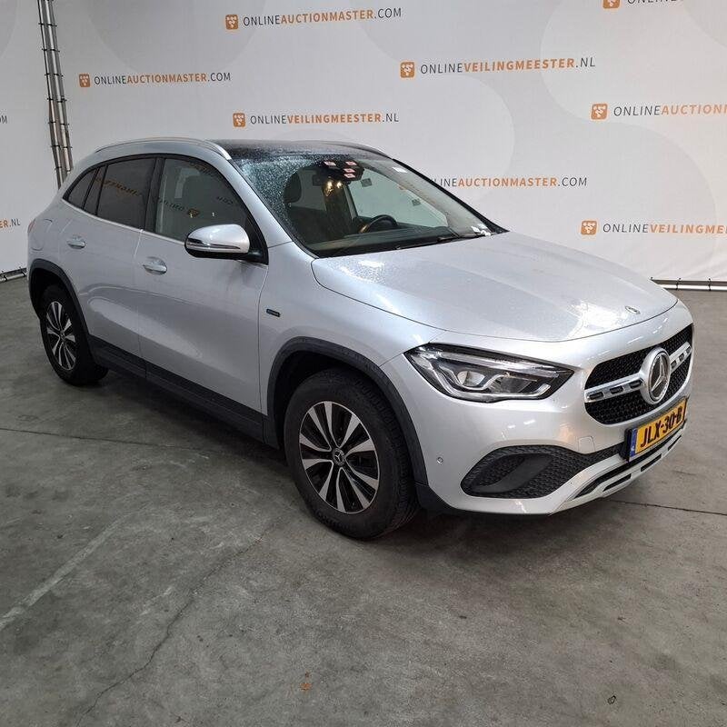 Personenauto, Mercedes-Benz, GLA-klasse, 250 e AMG Line, 202, 1800 kg, Euro 6, 160 pk, Bedrijf