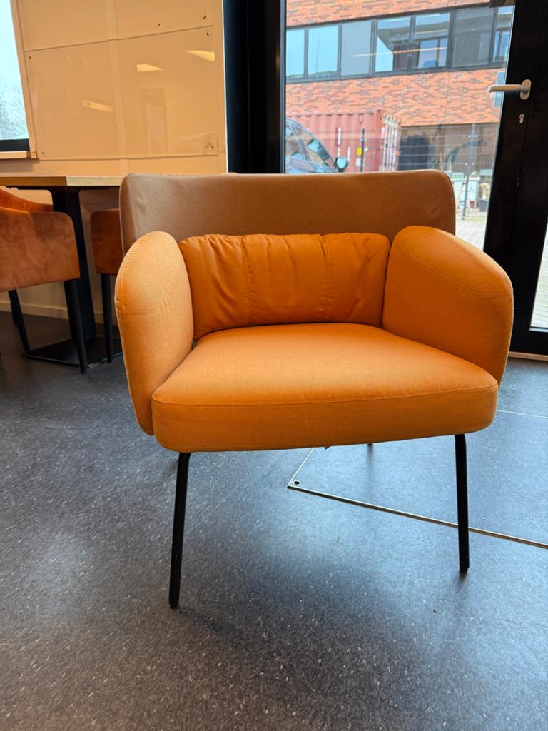 IKEA BINGSTA Fauteuil stoel in geel / oranje 4 stuks, Ophalen, 75 tot 100 cm, Zo goed als nieuw, 50 tot 75 cm