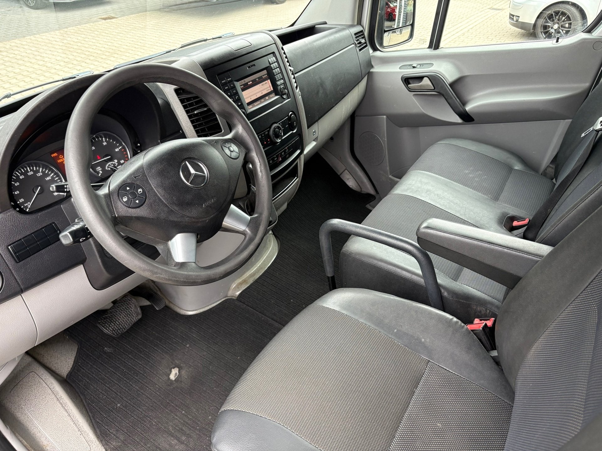 Mercedes-Benz Sprinter 316 2.2 CDI Airco Automaat, Auto's, Automaat, Euro 5, Gebruikt, Zwart