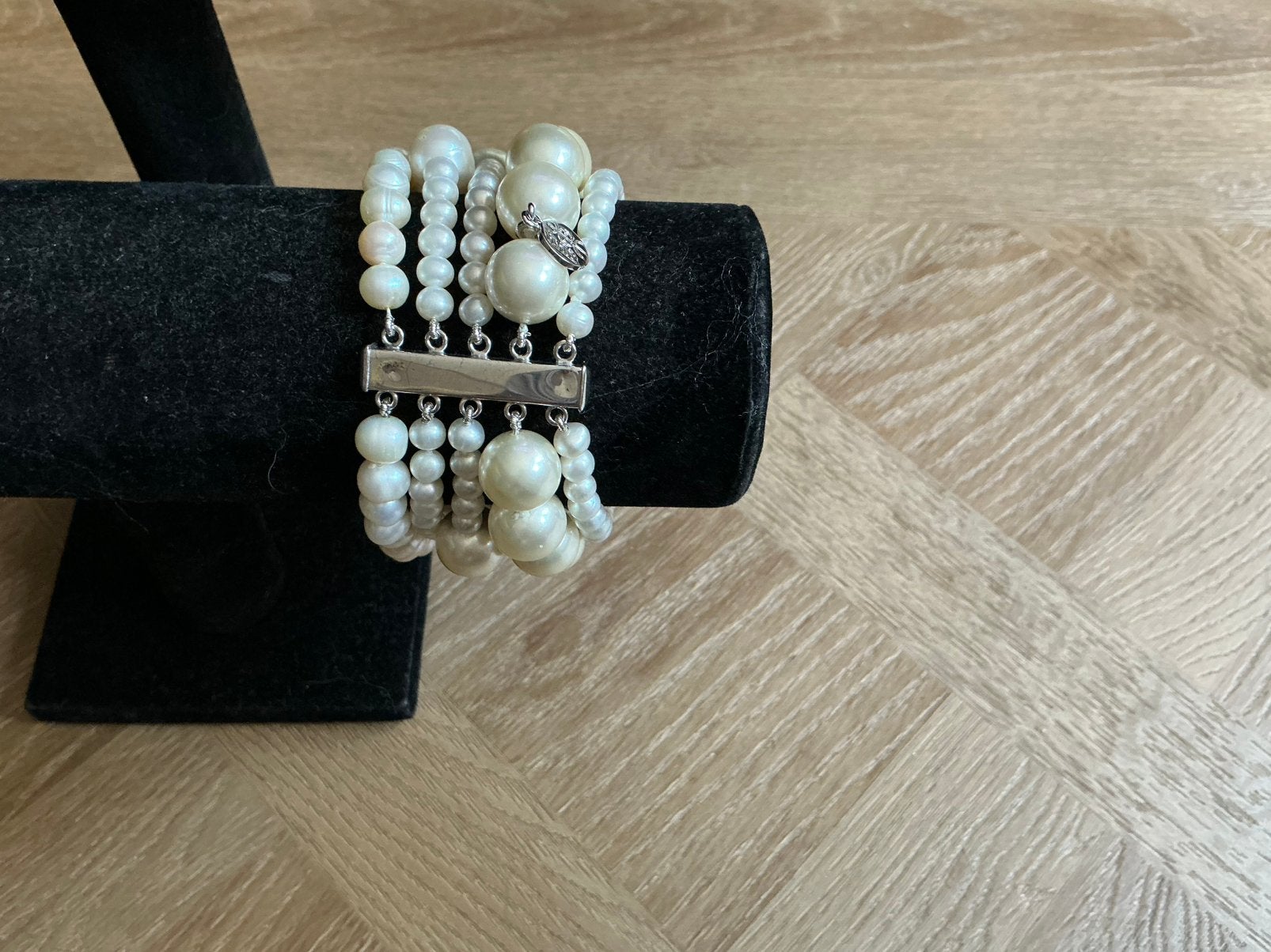 5 rijige parelarmband,zoetwaterparel armband zilv kl slot, Verzenden, Zo goed als nieuw, Zilver, Overige materialen