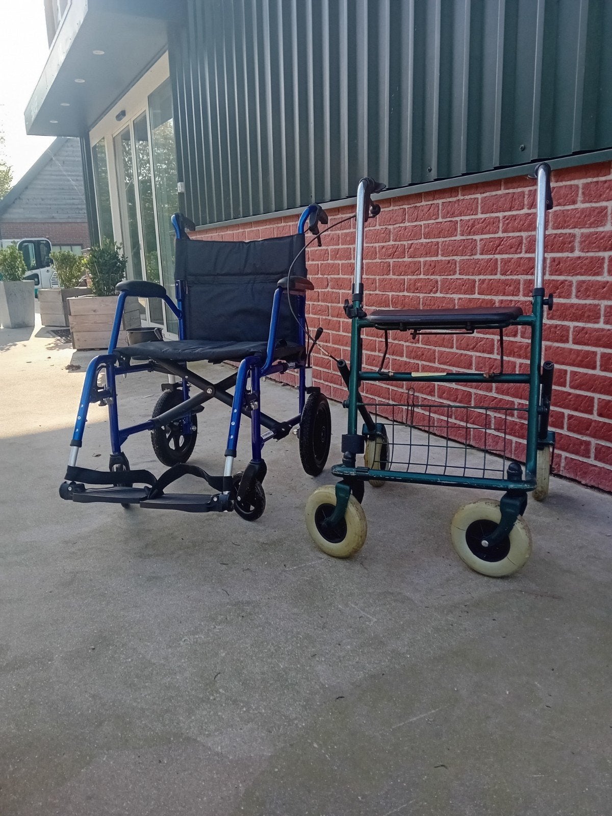 rolstoel rollators partij krukken/stokken, Ophalen, Inklapbaar, Nieuw, Duwrolstoel