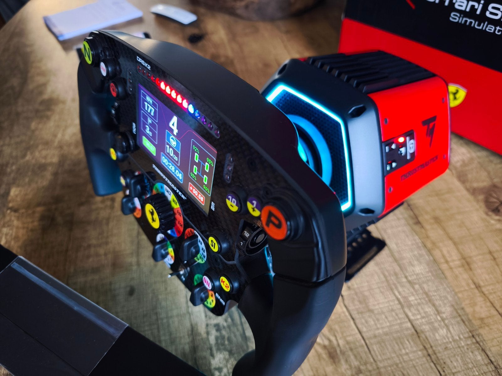 Thrustmaster T818 Direct Drive met SF1000 stuur, Ophalen, Overige merken, Zo goed als nieuw