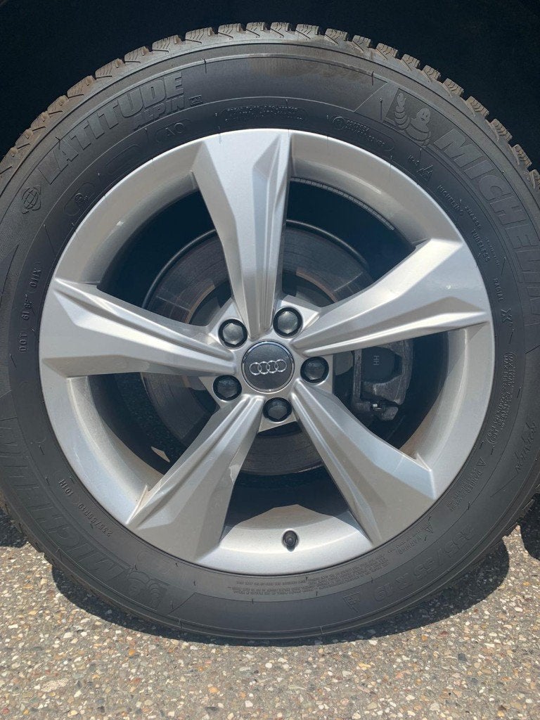 Audi Q5 19 inch Velgen met Winterbanden Michelin, Auto-onderdelen, Banden en Velgen, Gebruikt, Banden en Velgen, Winterbanden