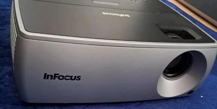InFocus IN2104EP Beamer - Werkt goed, Ophalen of Verzenden, Gebruikt, DLP, InFocus